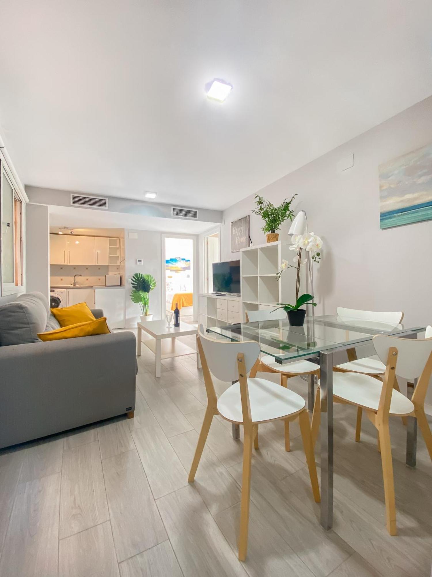 3 Y 3 Baths Y Aparcamiento Catedral Malaga