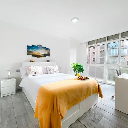 3 Rooms Y 3 Baths Y Aparcamiento Catedral Malaga Exterior photo